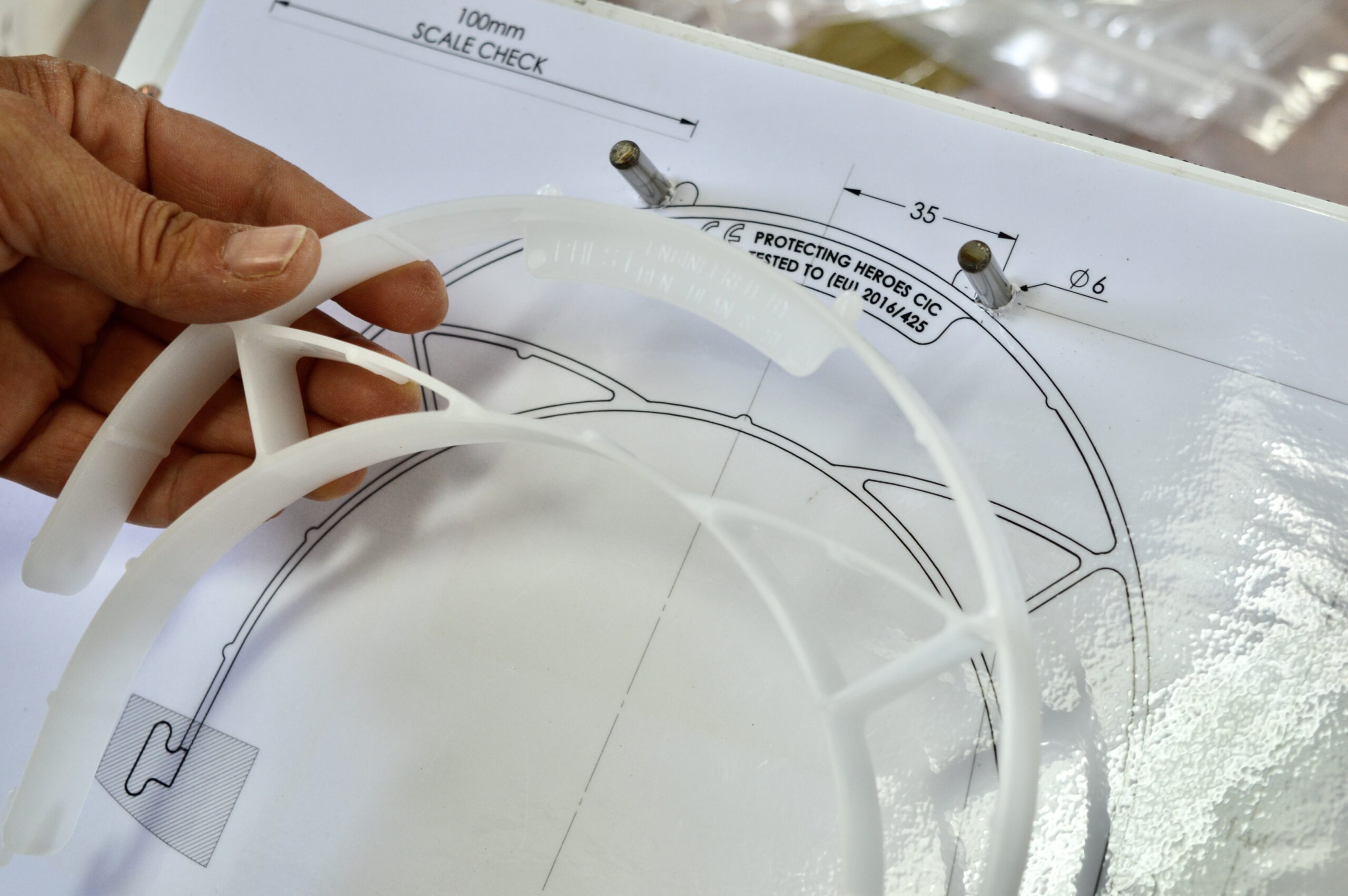 Assembly of plastic part